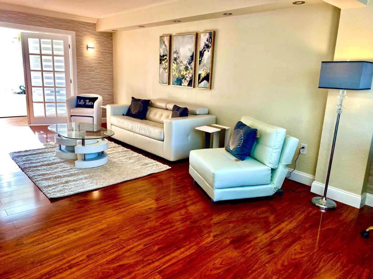 Deluxe Waterfront One Bedroom Apartment With Miami Skyline View, Free Parking 5 Mins Drive To Маямі-Біч Екстер'єр фото