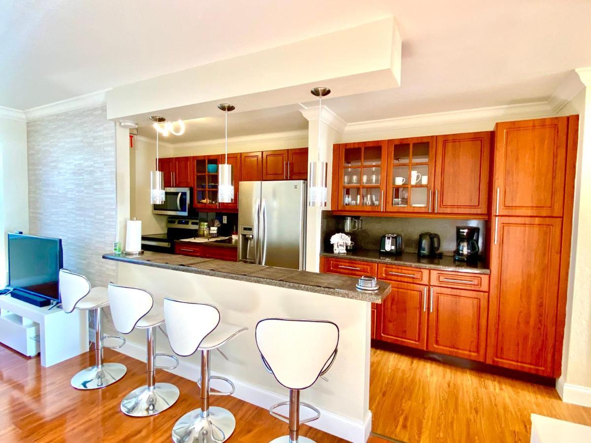 Deluxe Waterfront One Bedroom Apartment With Miami Skyline View, Free Parking 5 Mins Drive To Маямі-Біч Екстер'єр фото